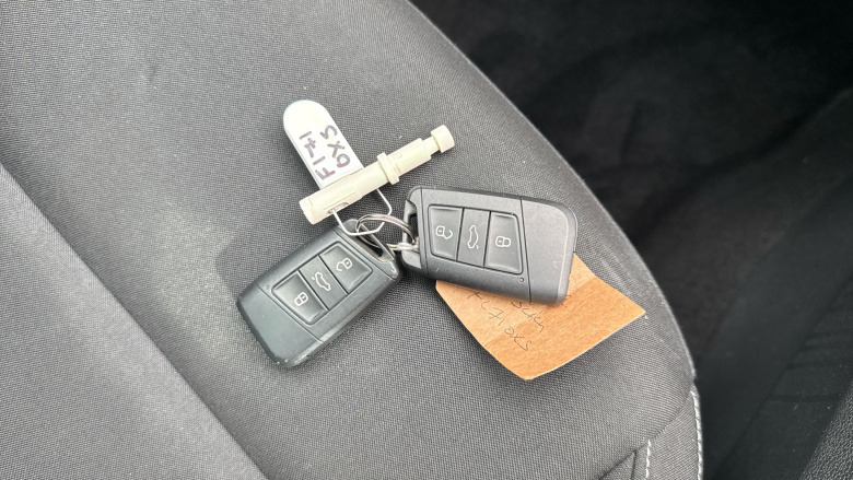 Skoda Karoq 1.0 TSI 110 SE 5dr Petrol Estate